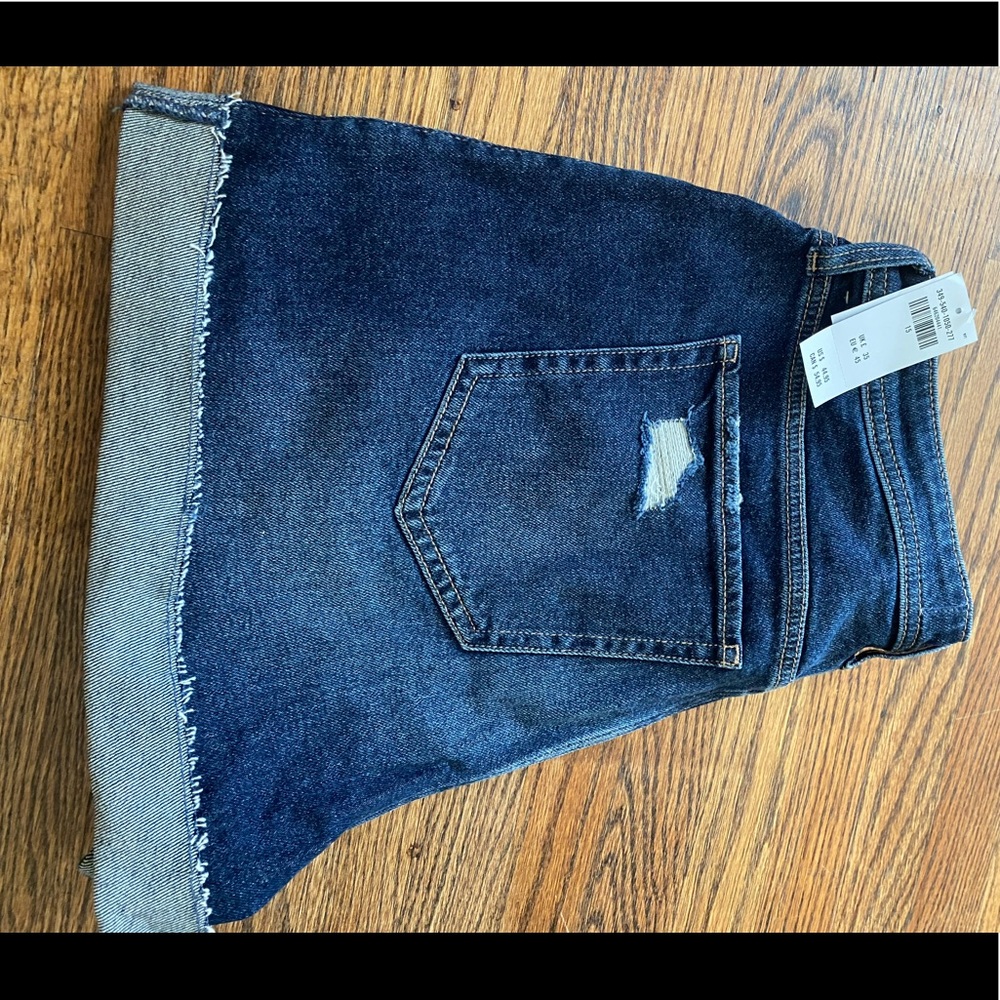 Hollister mom jean shorts NWT
